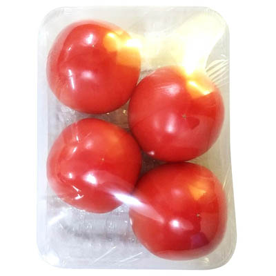 熊本県産など国内産　トマト　パック（３～４玉）