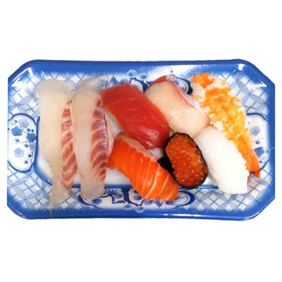 旬の大ねた寿司盛合せ（いくら入り）