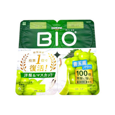 ダノン　ビオ　洋梨＆マスカット７５ｇ×４