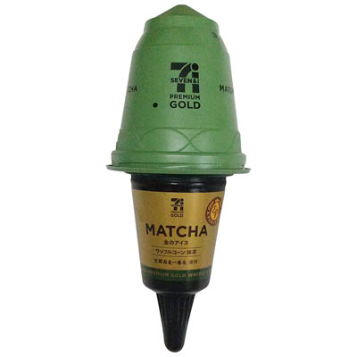 セブンプレミアム　ゴールド　金のアイスワッフルコーン抹茶