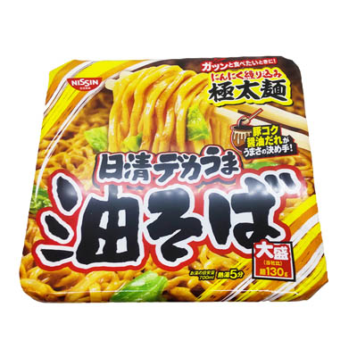 日清　デカうま　油そば　157ｇ