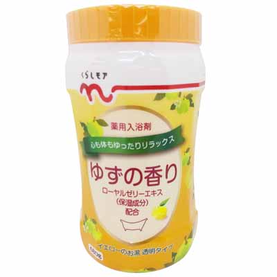 くらしモア　薬用入浴剤ゆずの香りボトル　680ｇ
