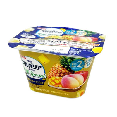 明治　ブルガリアヨーグルト果実Ｓｐｅｃｉａｌ６種のフルーツバリエ　１８０ｇ