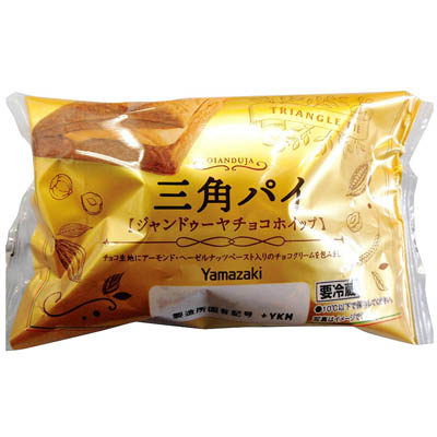 ヤマザキ 三角パイ(ジャンドゥーヤチョコホイップ)