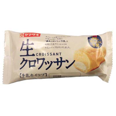 ヤマザキ　生クロワッサン（牛乳ホイップ）　1個