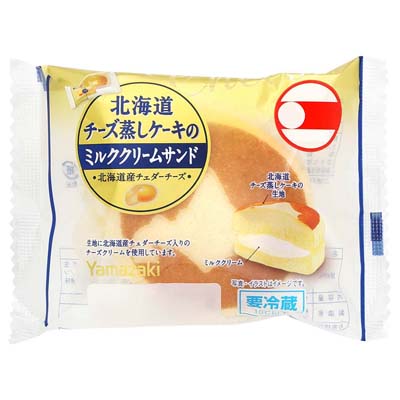 ヤマザキ　北海道チーズ蒸しケーキのミルククリームサンド　1個
