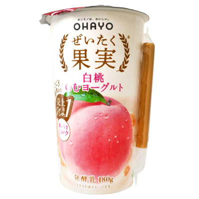 オハヨー　ぜいたく果実白桃のむヨーグルト　180g